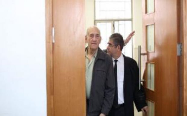 Csökkentették Ehud Olmert volt izraeli miniszterelnök börtönbüntetését