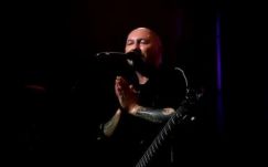 Vádat emeltek a Kárpátia zenekar frontembere ellen Csíkszeredában