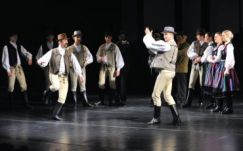 A legényes a romániai népek táncaként vált a világörökség részévé