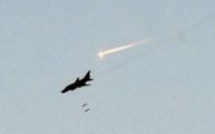 Szír kormánytábort bombázott a nemzetközi koalíció