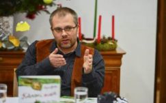 Kolozsvári mesék vezetnek a honfoglalástól a huszadik századig