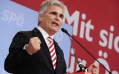 Gyorsítaná a menekültek visszaküldését az osztrák kancellár