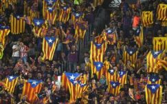 A Barcelona a végsőkig védi a katalán zászlót