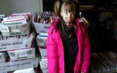 Egy millió képeslapot kapott karácsonyra a súlyosan megégett 8 éves kislány