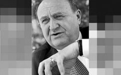 Meghalt a súlyos autóbalesetet szenvedett magyar konzul