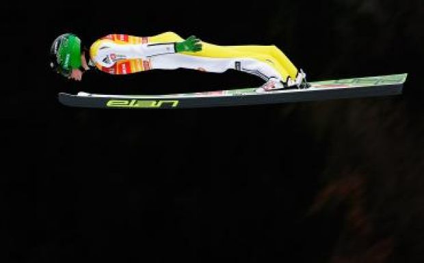 Síugró-vk: Prevc két ugrásnyira a Négysáncverseny-győzelemtől