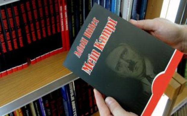 Orosz politikusok és jogvédők bírálják a Mein Kamp - Kritikai kiadását