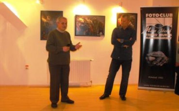 Megnyitotta téli szalonját a marosvásárhelyi fotóklub