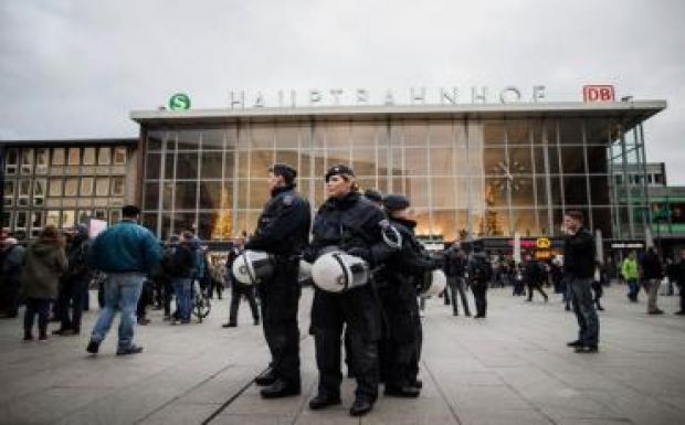 Muszlimok demonstráltak Kölnben a nők védelmében