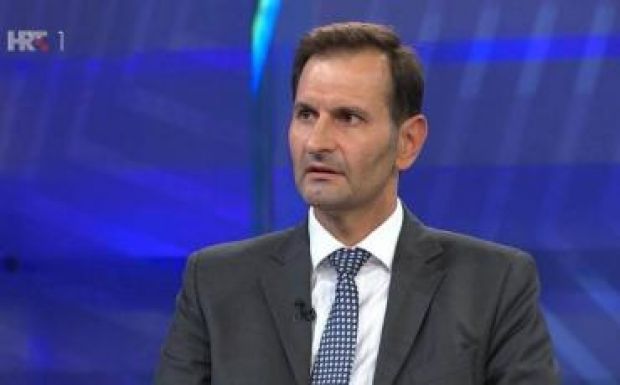 Egy horvát politikus szerint Horvátországnak is le kell zárnia határait