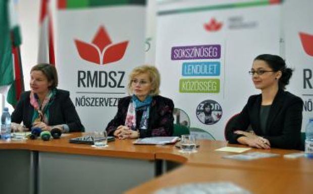 „Kellően kemény” hölgyeket jelöl az RMDSZ Nőszervezete a választásokra