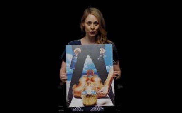 Szexista reklámoknak szóltak be tiltakozó nők