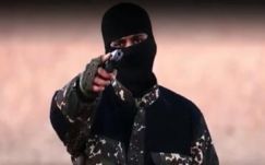 Brit kémek kivégzését bemutató videót tett közzé az Iszlám Állam