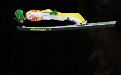 Síugró-vk: Prevc két ugrásnyira a Négysáncverseny-győzelemtől