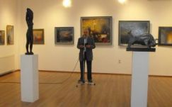 Kedden képző-, csütörtökön fotóművészeti kiállítással nyit a Bernády Ház