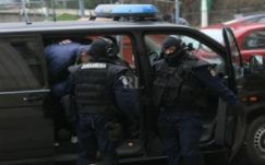 Bankkártya-hamisítókra csapott le a háromszéki ügyészség