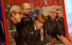 Náciként ábrázolták Angela Merkelt a lengyelek