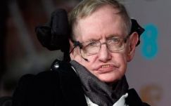 Stephen Hawking szerint önmagát irthatja ki az emberiség