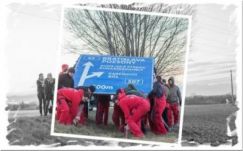 Szlovákiai magyar aktivisták fordultak az EP-hez a kétnyelvű vasúti feliratokért