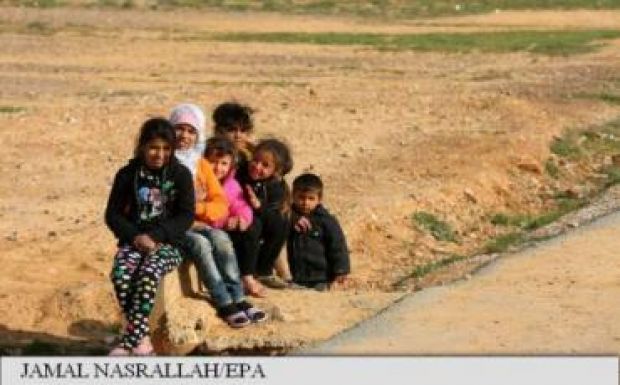 Eltűnt 10 ezer menekült gyermek Európában