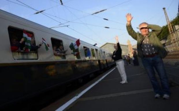 Meglepetésutasai lesznek a csíksomlyói búcsúba tartó Boldogasszony zarándokvonatnak