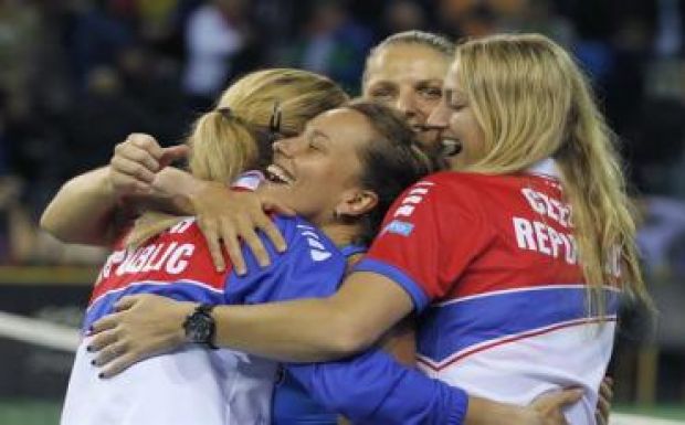 Fed Kupa: Pliskova és Strycova az elődöntőbe repítette a cseheket