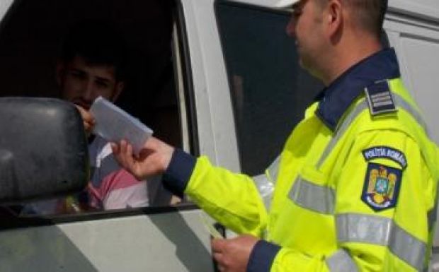 Tervezet: hamarabb visszakapja jogosítványát az autós, ha időben fizet