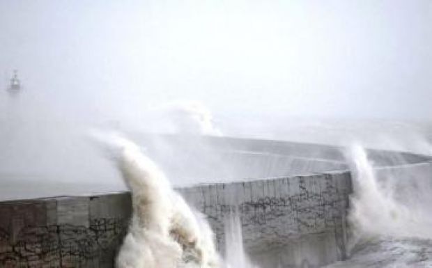 Az utóbbi évek legnagyobb vihara söpört végig Nagy-Britannián