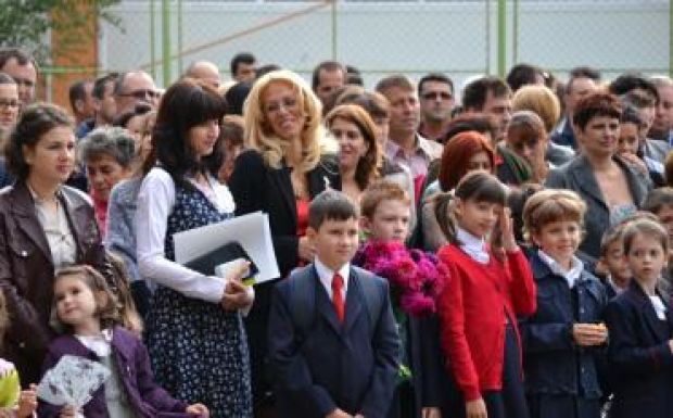 Szabadnapot kaphatnak iskolakezdéskor a szülők