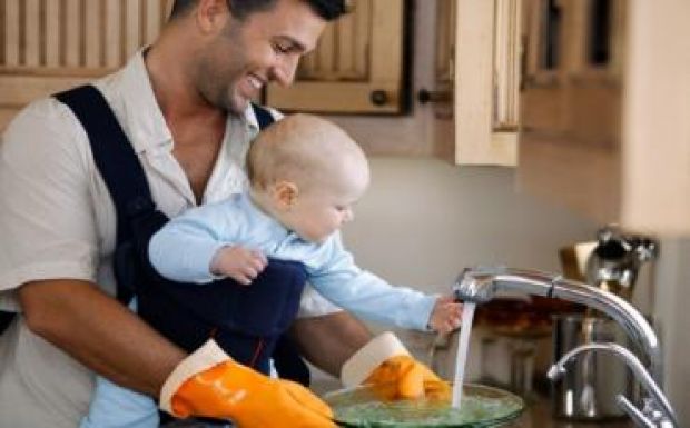 Kevés apa választja a gyereknevelési szabadságot 