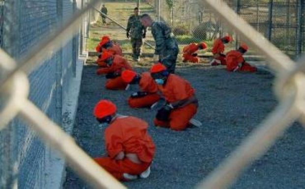 Bezárják a guantánamói terroristabörtönt