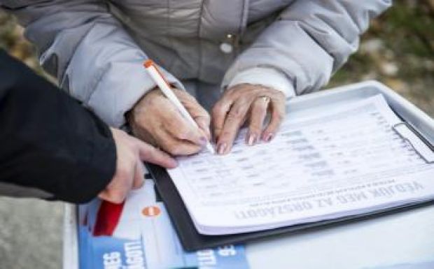 A magyaországi ellenzék többes népszavazást akar