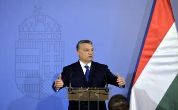 Orbán: Romániában politikai hadjárat folyik magyar politikusokkal szemben