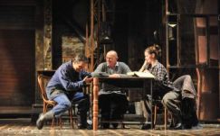 Februári jegyakció a kolozsvári színházban