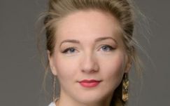 Fülöp Tímea a Csárdáskirálynő címszerepében 