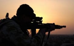 Mesterlövész vadászik az Iszlám Állam vezetőire Líbiában