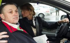 Ismét kiszállt a rendőrség Lagzi Lajcsi birtokára