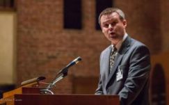 Nem ellenzi a melegházasságot az unitárius egyház főjegyzője