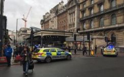 Bomba miatt kiürítették a londoni Victoria pályaudvart