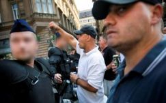 Felfüggesztett börtönt kapott Magyarországon a Hatvannégy Vármegye Ifjúsági Mozgalom egyik tagja