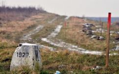 Kerítés épül: már folynak a földmunkák a román-magyar határon