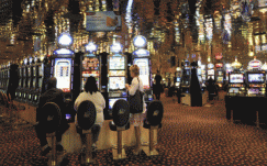 Lövöldöztek egy franciaországi kaszinóban