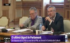 Tilosban dohányoznak a képviselők a parlamentben