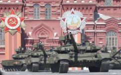 Nyolcmilliárd dollárért venne orosz fegyvereket Irán