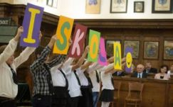 Közvita: speciális tankönyveken alapuló román nyelvtanítást szorgalmaz az RMDSZ