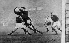 A Puskás Intézethez kerül a Grosics-hagyaték