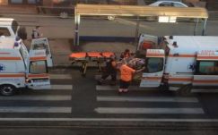 Villamosmegállóban szült egy nő Aradon