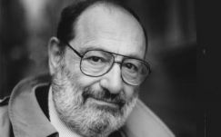 Meghalt Umberto Eco