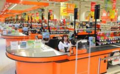 Interneten is vásárolhatunk márciustól a Corától