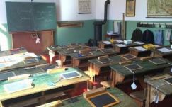 Tiltakoznak: Magyarországon rengeteg diák nem ment hétfőn iskolába